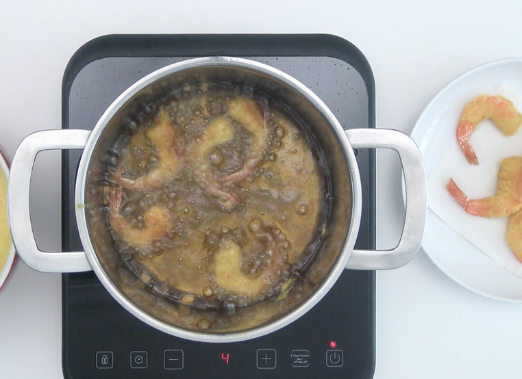Gambas a la gabardina. Tapa de los bares españoles en tu casa