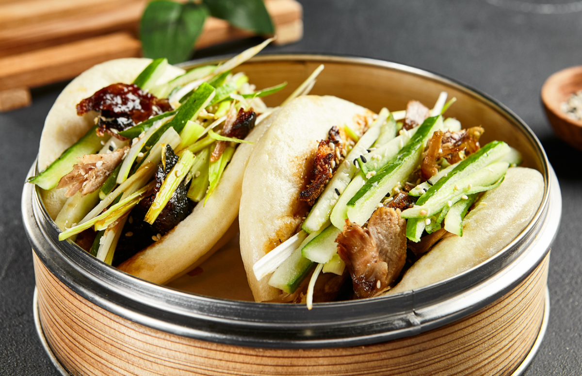 Gua-Bao. Pan chino al vapor relleno de pato y cebolla caramelizada