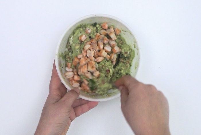 Guacamole con langostinos o camarones
