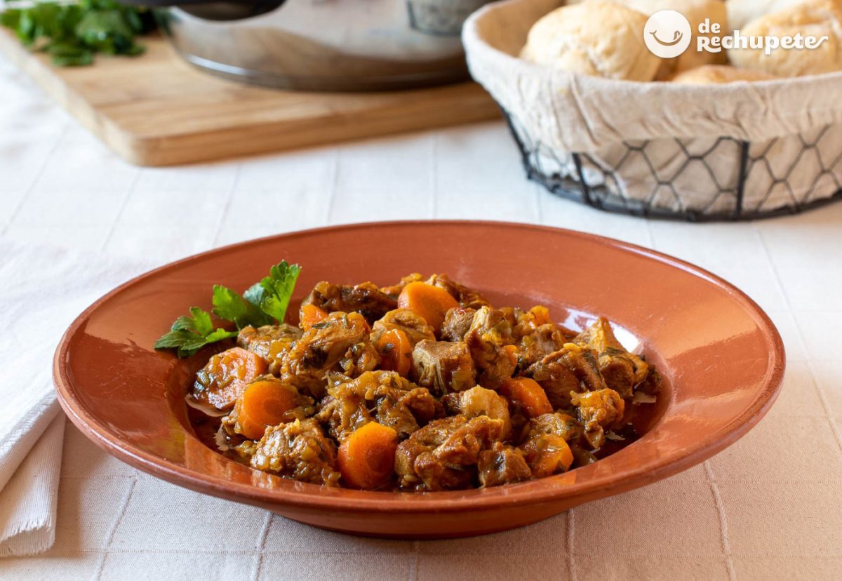 Guisado de pierna de cordero. Un manjar sabroso y tradicional