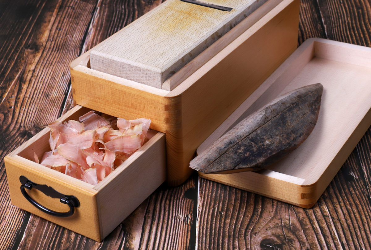 Katsuobushi. El ingrediente japonés de copo de bonito seco