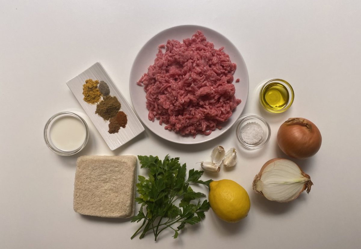 Koftas o albóndigas de ternera con limón. Un plato de origen turco