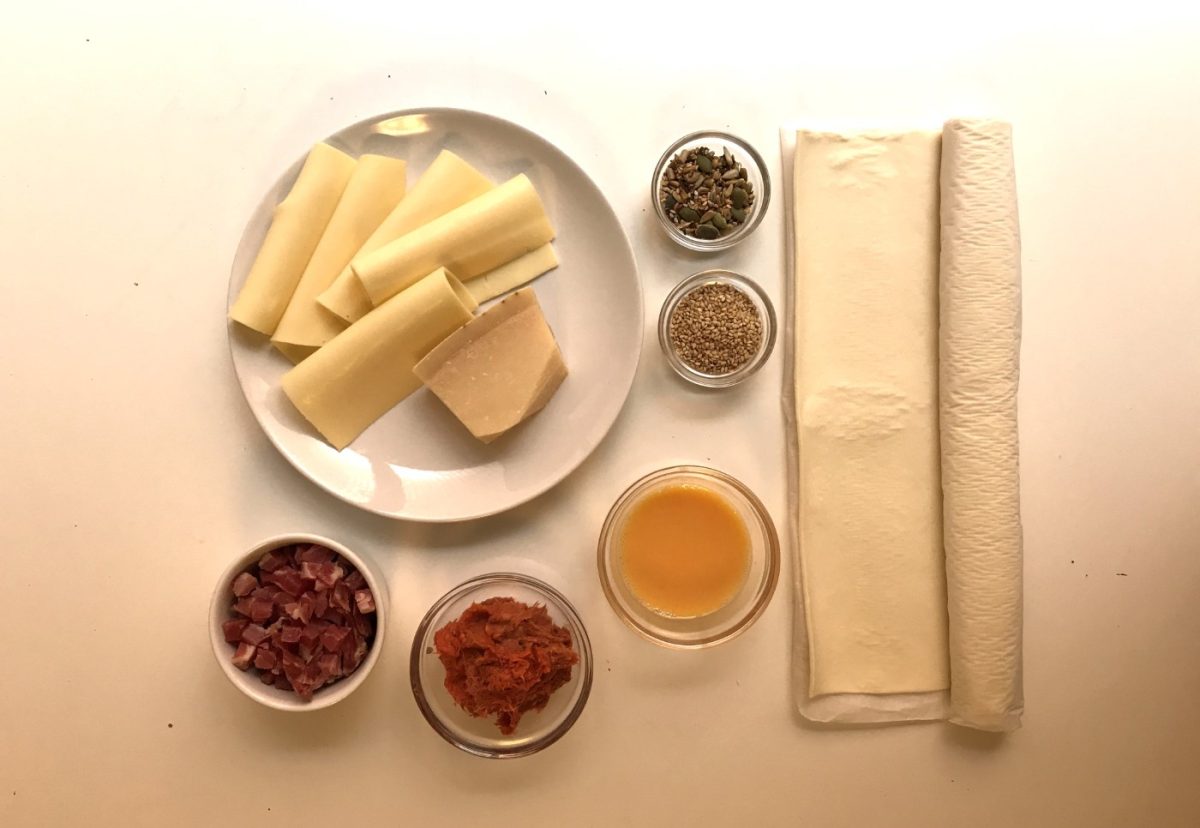 Napolitanas rellenas de jamón con queso y sobrasada con parmesano