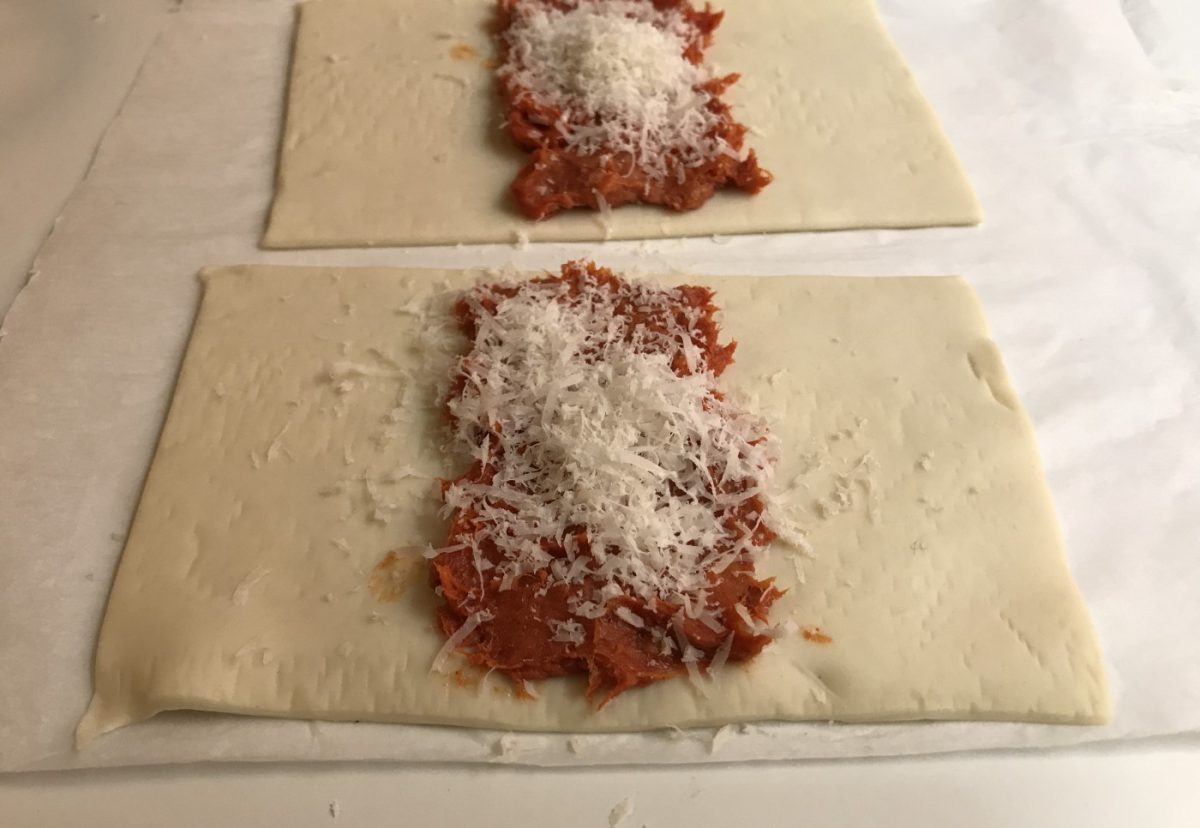 Napolitanas rellenas de jamón con queso y sobrasada con parmesano