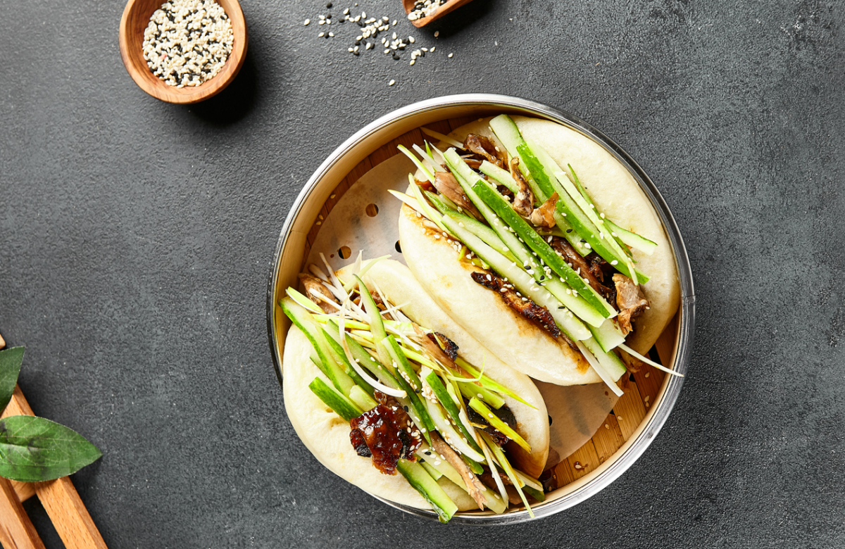 Gua-Bao. Pan chino al vapor relleno de pato y cebolla caramelizada