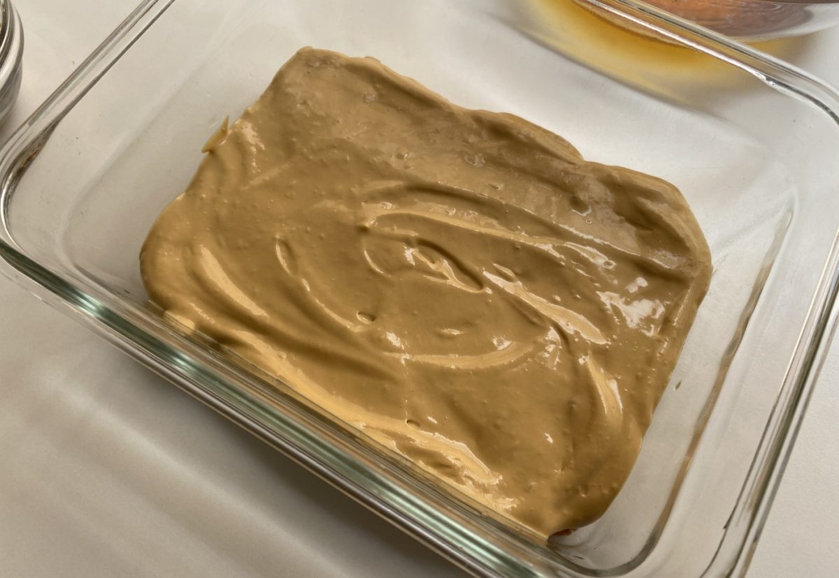 Pastel borracho argentino. Postre delicioso relleno de dulce de leche