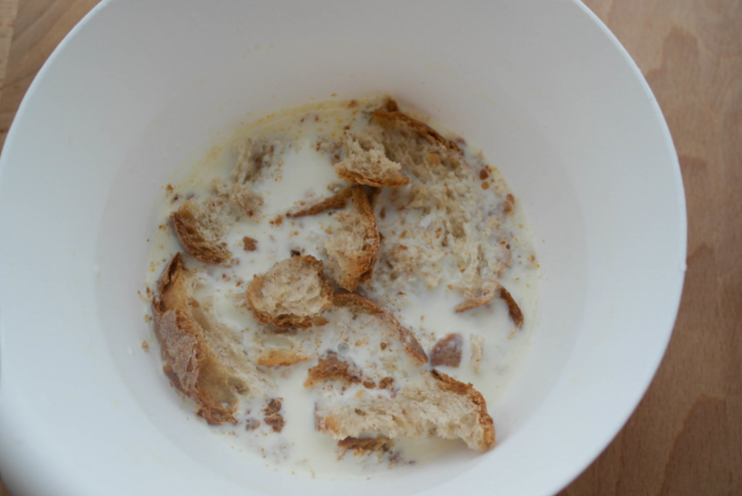 Pudin de pan. el postre perfecto para aprovechar el pan duro
