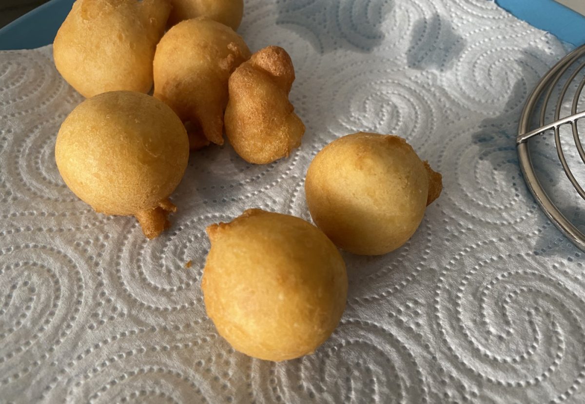 Quarkinis o buñuelos de queso crema. Un dulce de Carnaval