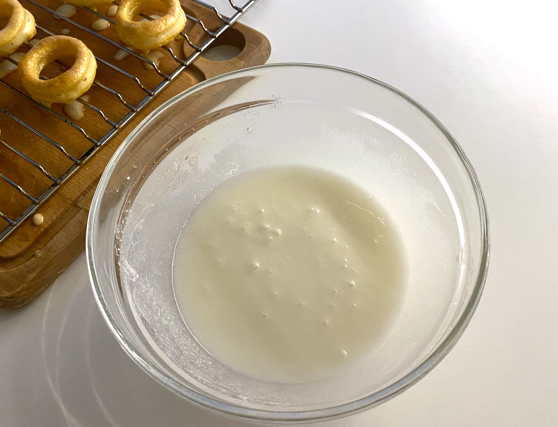 Rosquillas de Alcalá. Rosquillas de hojaldre con yema