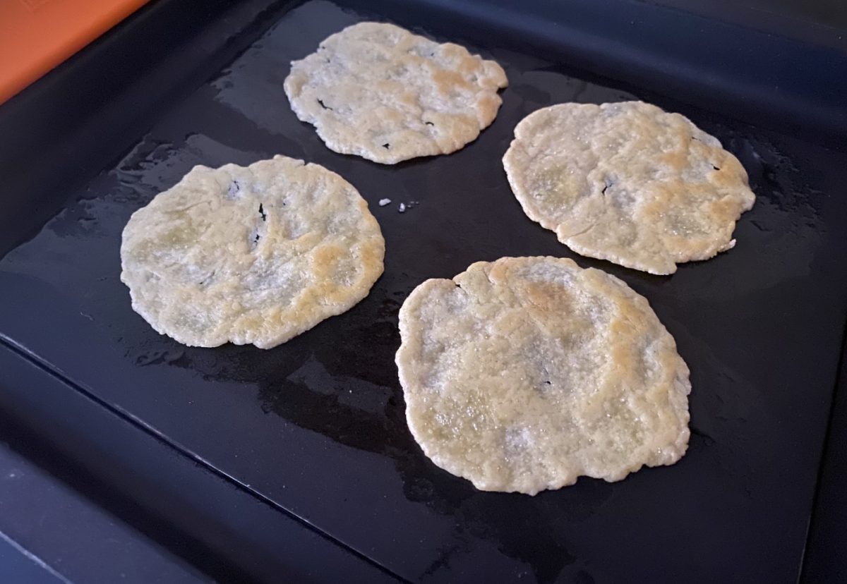Tortas de pan de aceite en sartén. Una receta muy sencilla