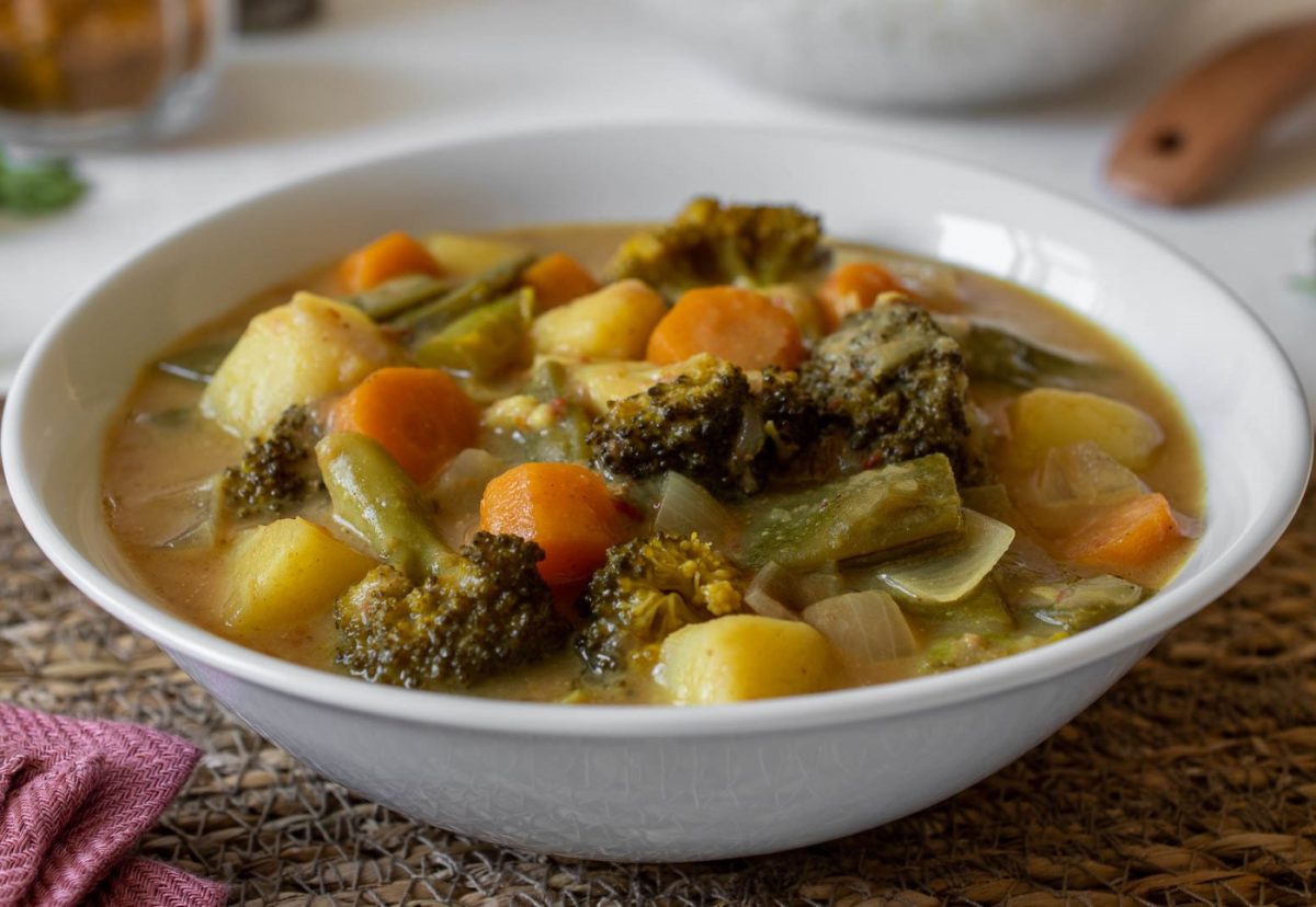Curry de verduras. Una delicia saludable para disfrutar de la cocina india