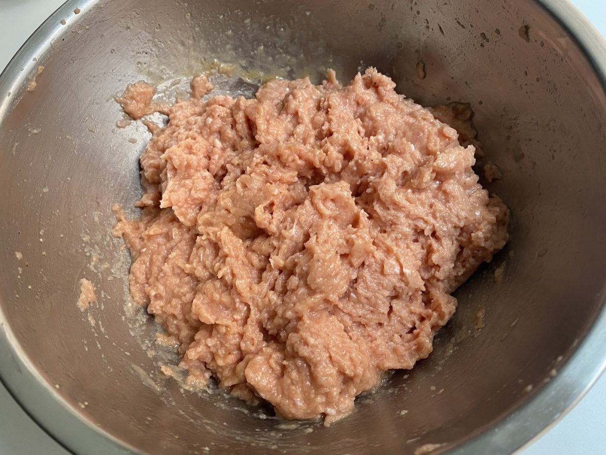 Albondigón de pavo. Rollo de carne ideal para una cena familiar