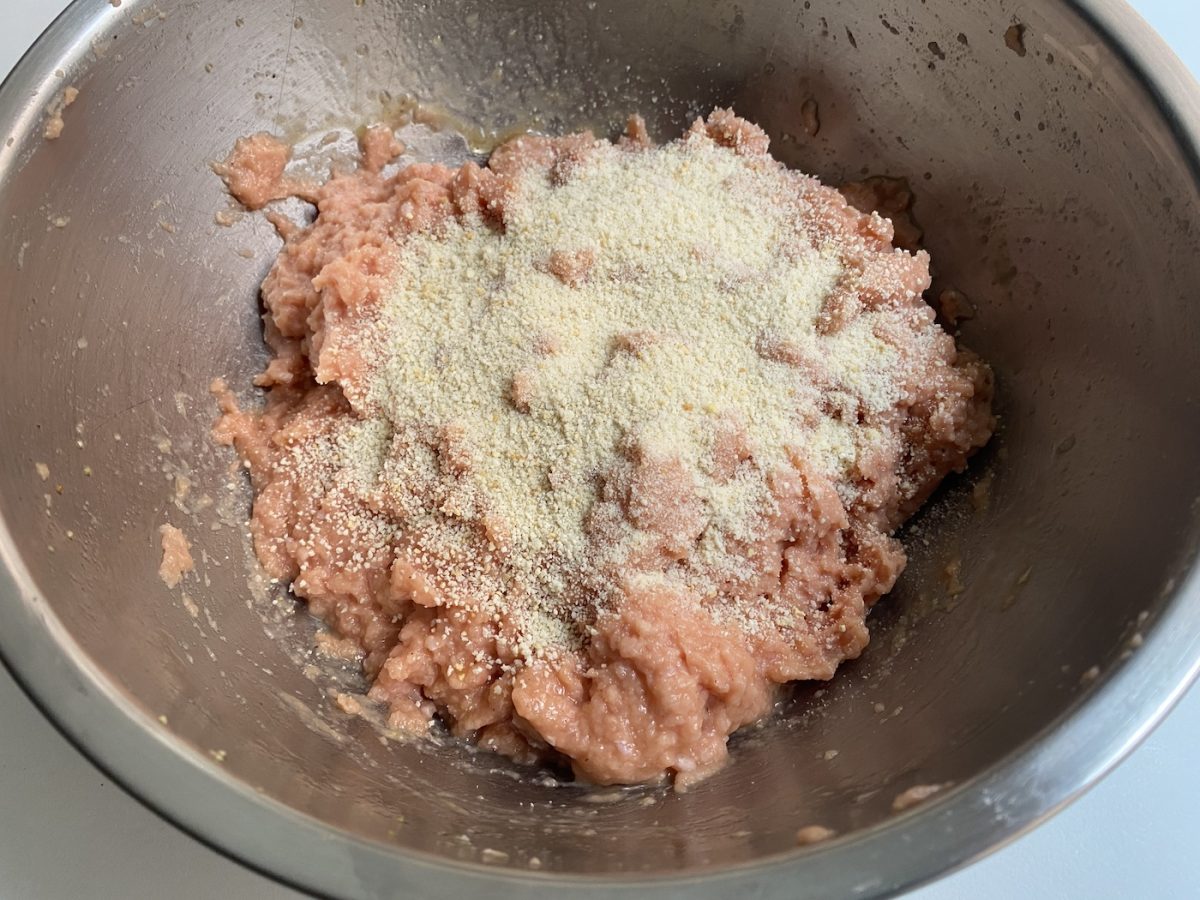 Albondigón de pavo. Rollo de carne ideal para una cena familiar