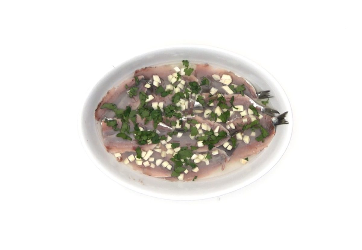 Boquerones al limón. La delicia del mar en tu mesa