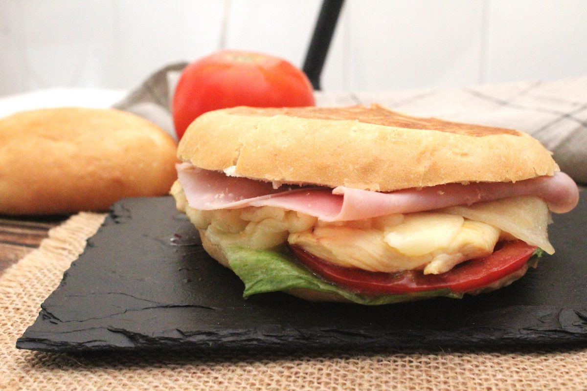 Campero malagueño. El rico y clásico bocadillo andaluz