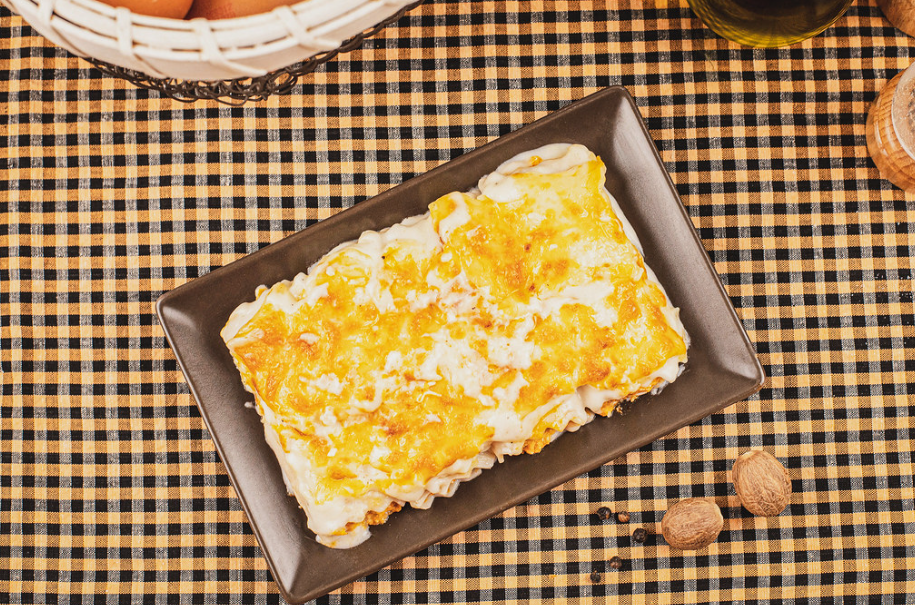 Canelones rellenos de atún. Receta casera fácil