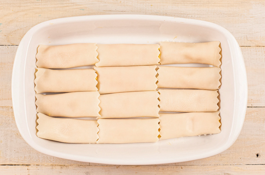 Canelones rellenos de atún. Receta casera fácil