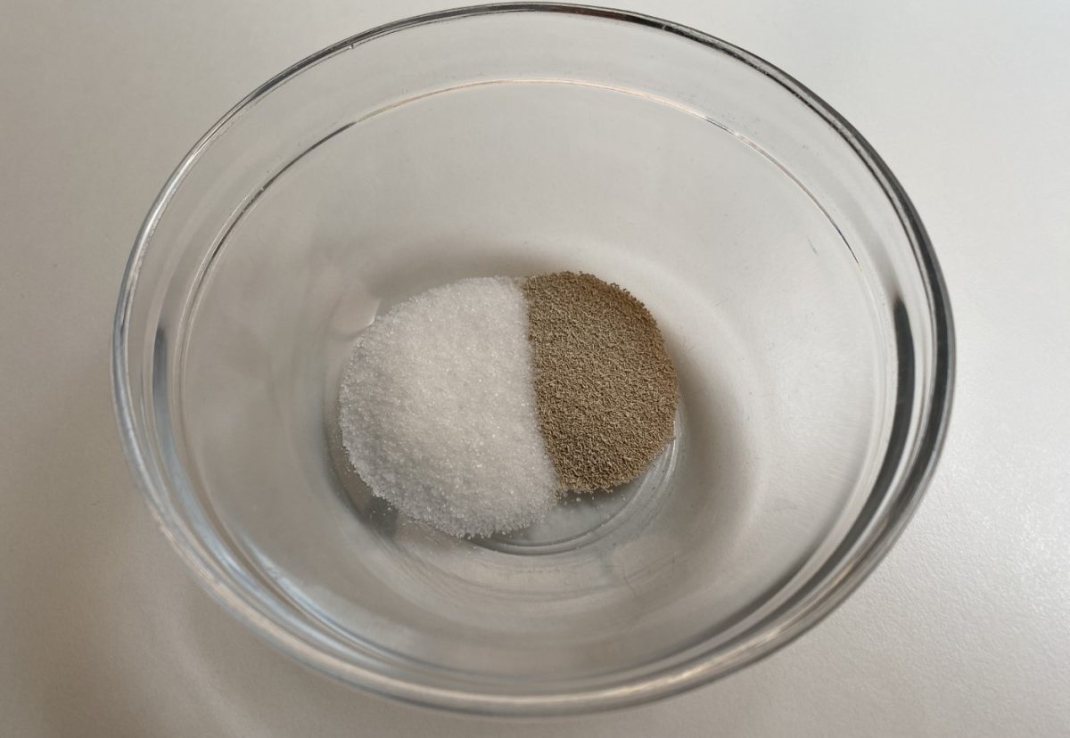 Coca de Montserrat, la Montserratina. La coca catalana para celebrar San Juan