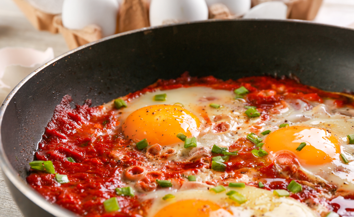 Huevos al purgatorio. Un desayuno delicioso italiano