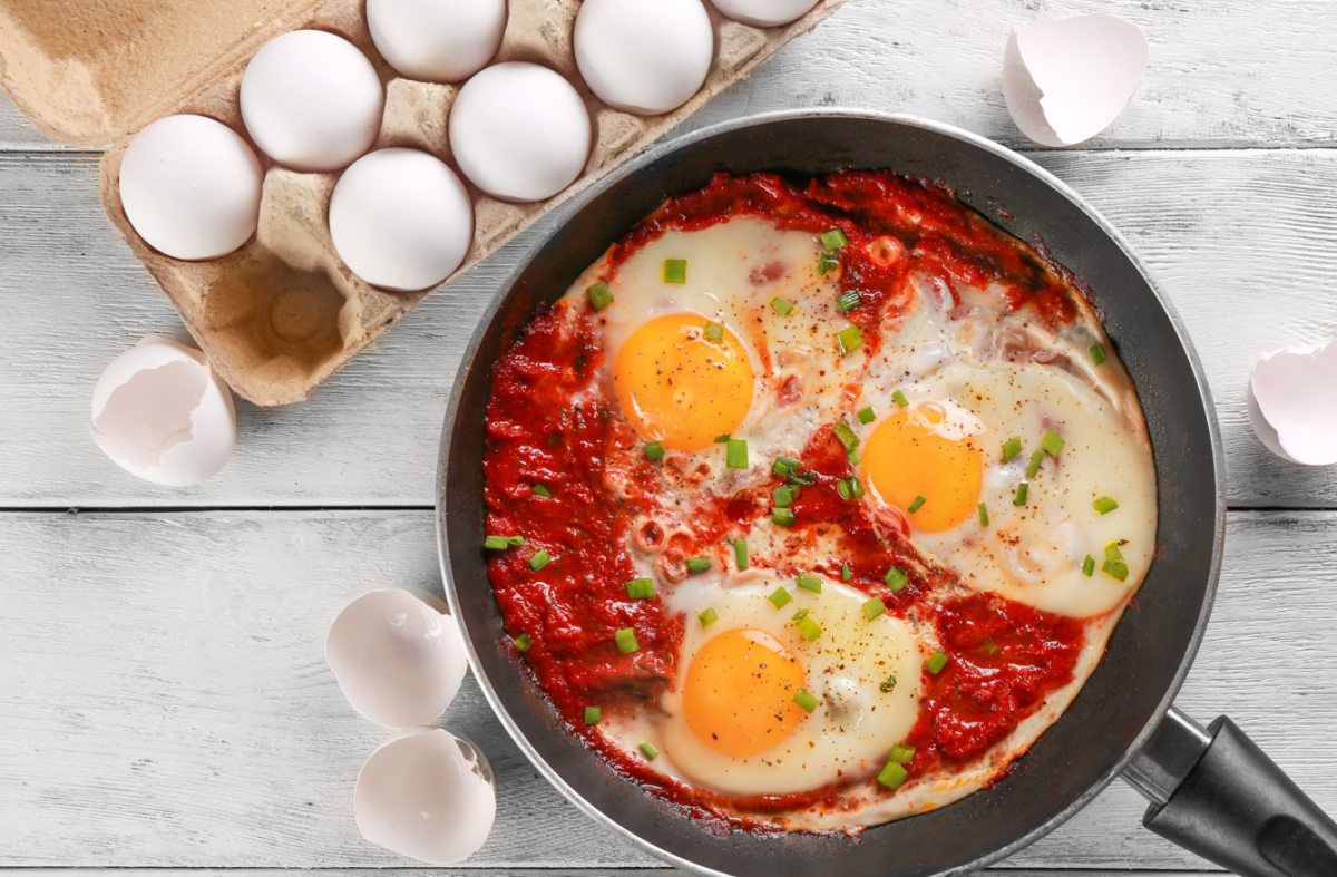 Huevos al purgatorio. Un desayuno delicioso italiano