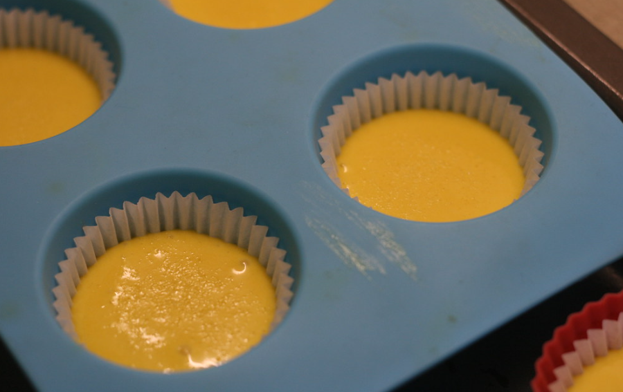 Cómo hacer magdalenas caseras y esponjosas, con copete