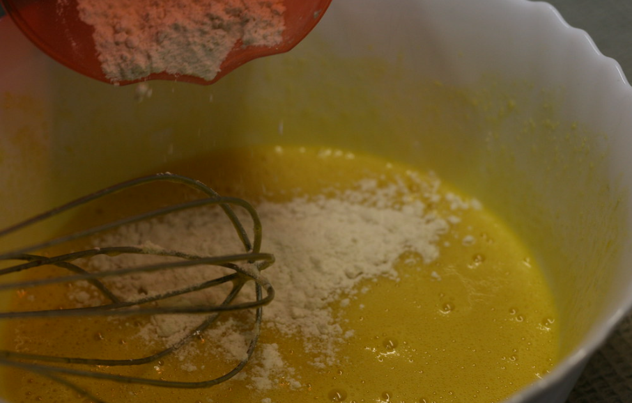 Cómo hacer magdalenas caseras y esponjosas, con copete