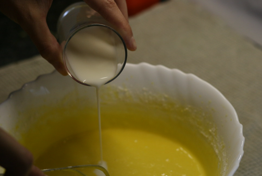 Cómo hacer magdalenas caseras y esponjosas, con copete