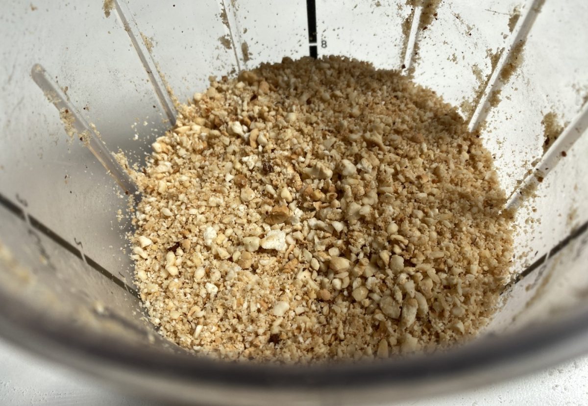 Pilotes de Sant Joan. Exquisitas albóndigas con salsa de avellanas