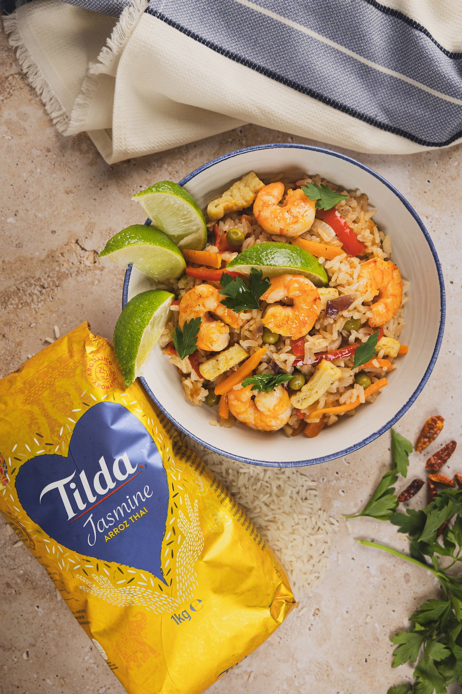Arroz frito con langostinos al estilo thai. Perfecto para cualquier ocasión