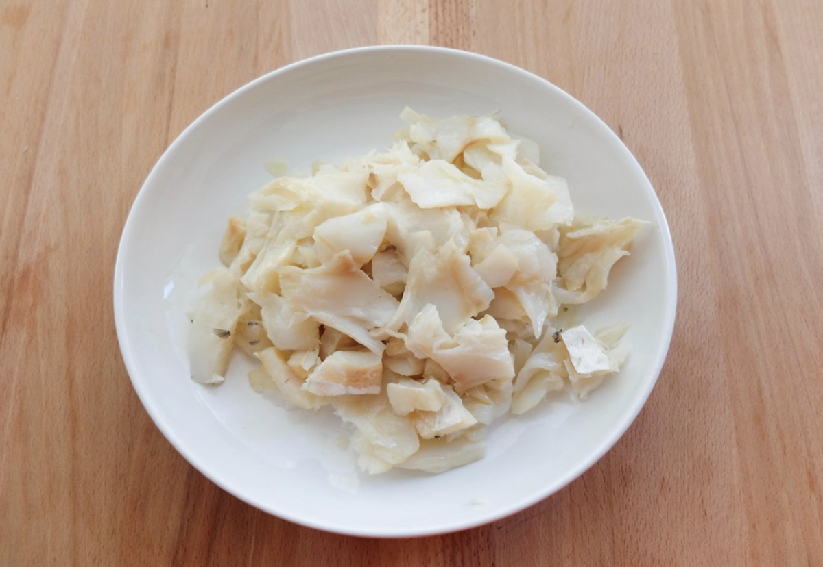 Bacalao al ajoarriero. receta tradicional paso a paso