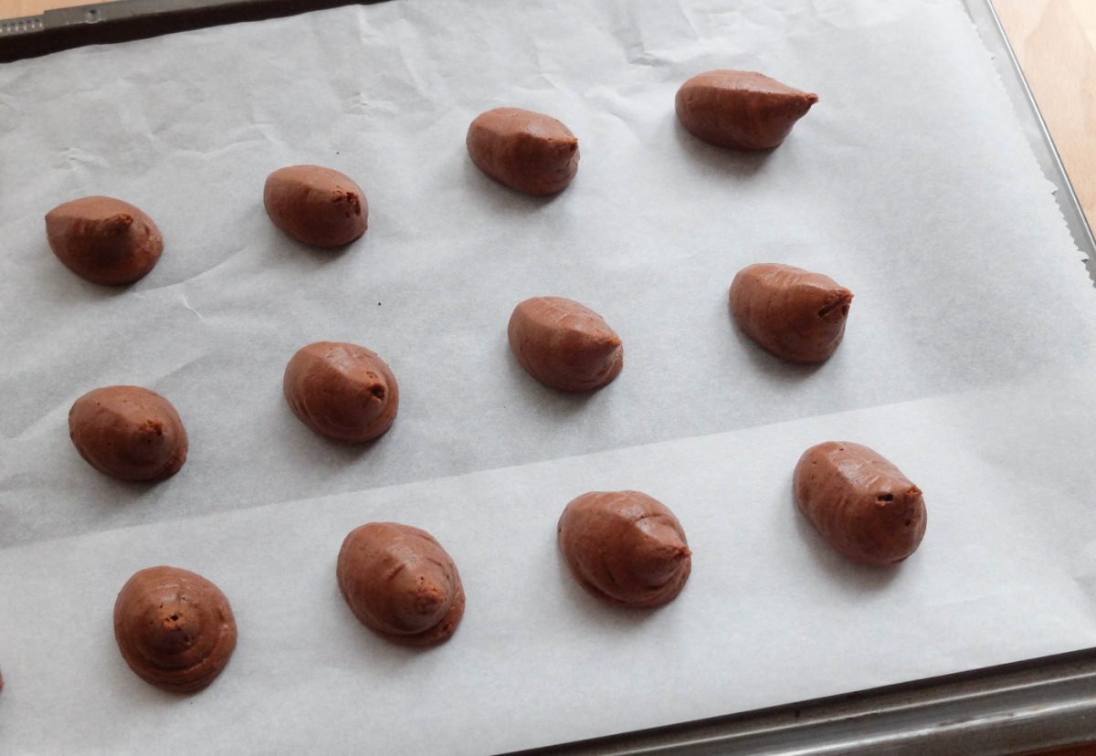 Brownie cookies de chocolate. Galletas con sabor a brownie
