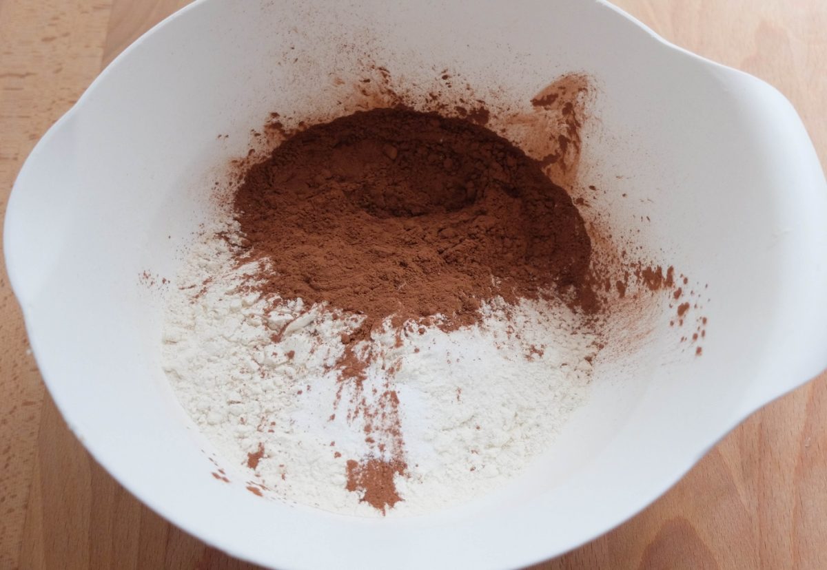 Brownie cookies de chocolate. Galletas con sabor a brownie