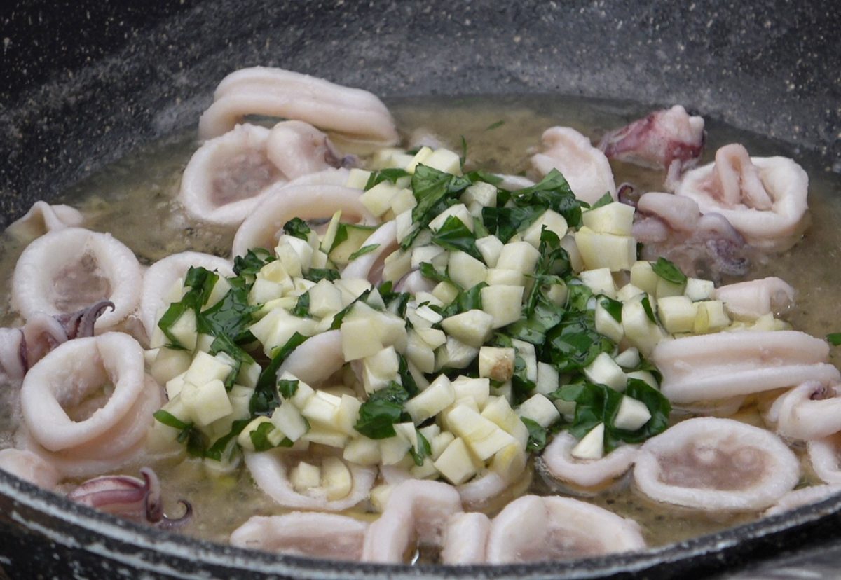 Calamares al ajillo, un clásico fácil y delicioso