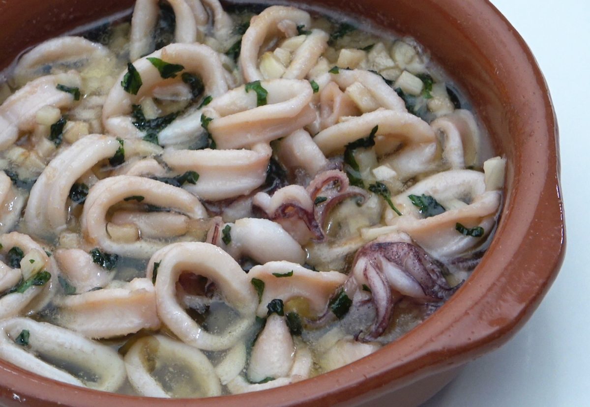 Calamares al ajillo, un clásico fácil y delicioso