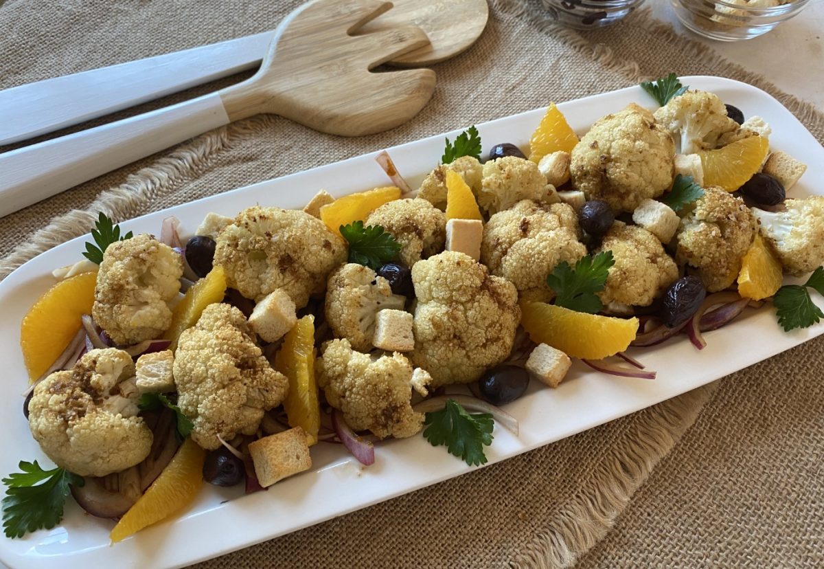 Ensalada de coliflor y naranja. Una mezcla refrescante y nutritiva