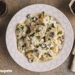 Ensalada de patata y yogur griego. Una receta cremosa y saludable