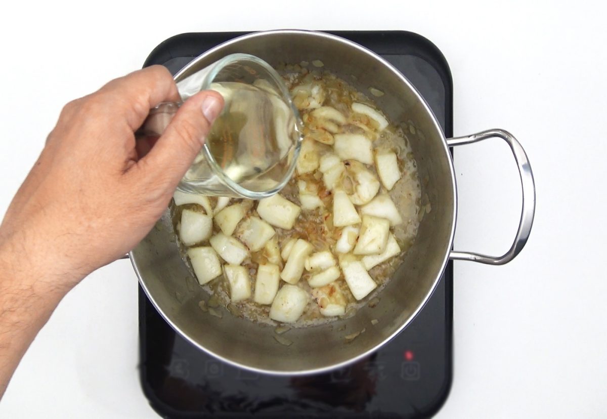 Papas con choco. Receta de sepia con patatas
