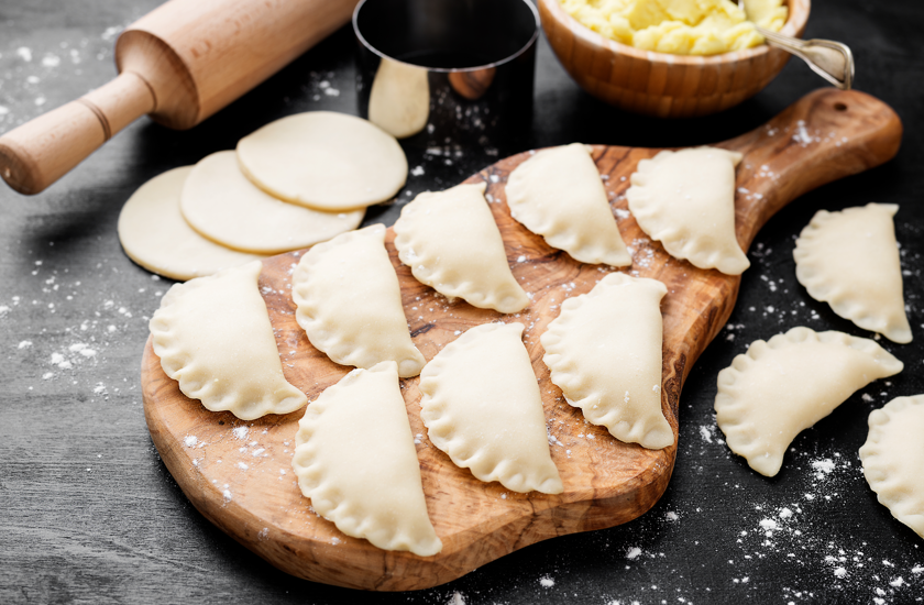 Pierogi. Ricas empanadillas polacas de patata y queso