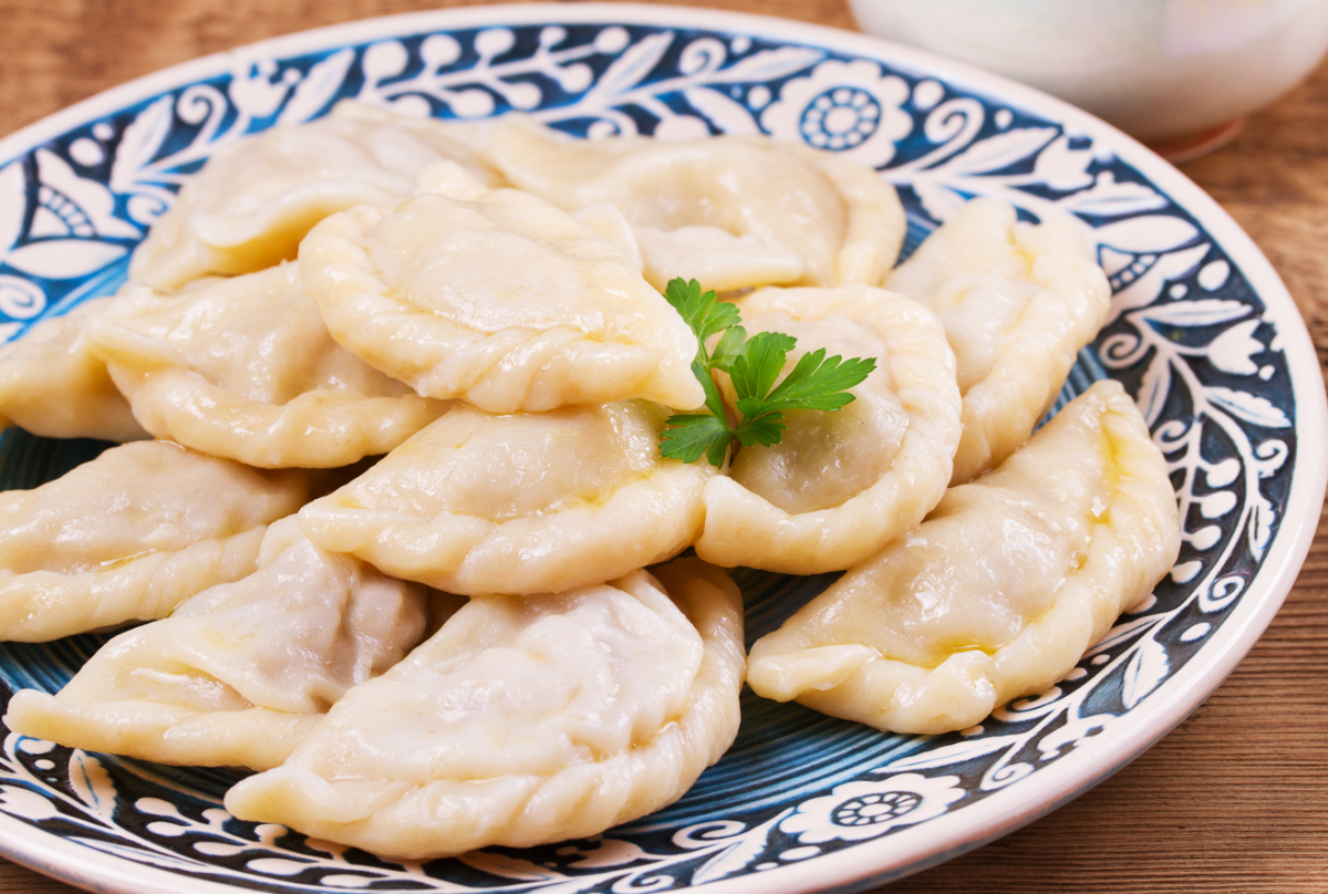 Pierogi. Ricas empanadillas polacas de patata y queso