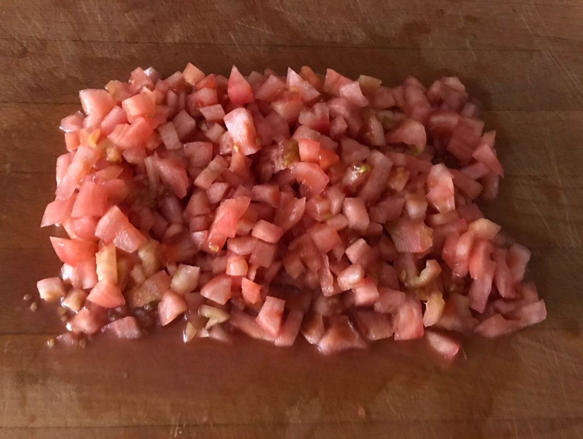 Cómo hacer pipirrana. La ensalada de Jaén paso a paso. Receta andaluza