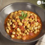 Habas con jamón. Receta sencilla y completa paso a paso