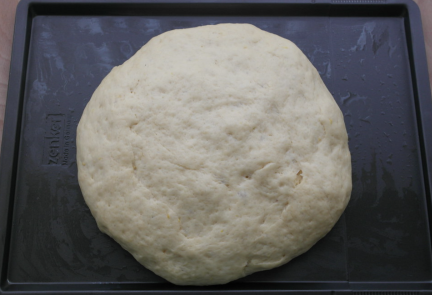 Tarta Larpeira gallega. Bollo dulce con crema pastelera