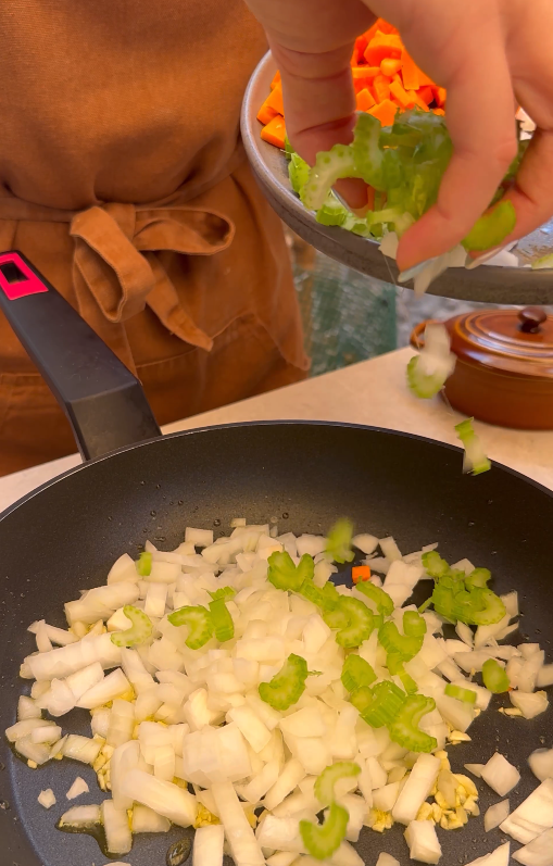Pasta fresca con salsa alla Napolitana