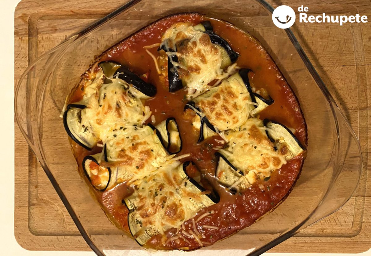 Cómo hacer rollitos de berenjena rellenos al horno