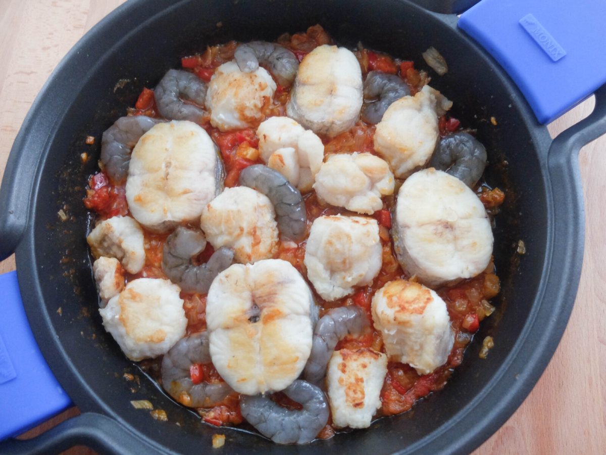 zarzuela de pescado y mariscos paso 24