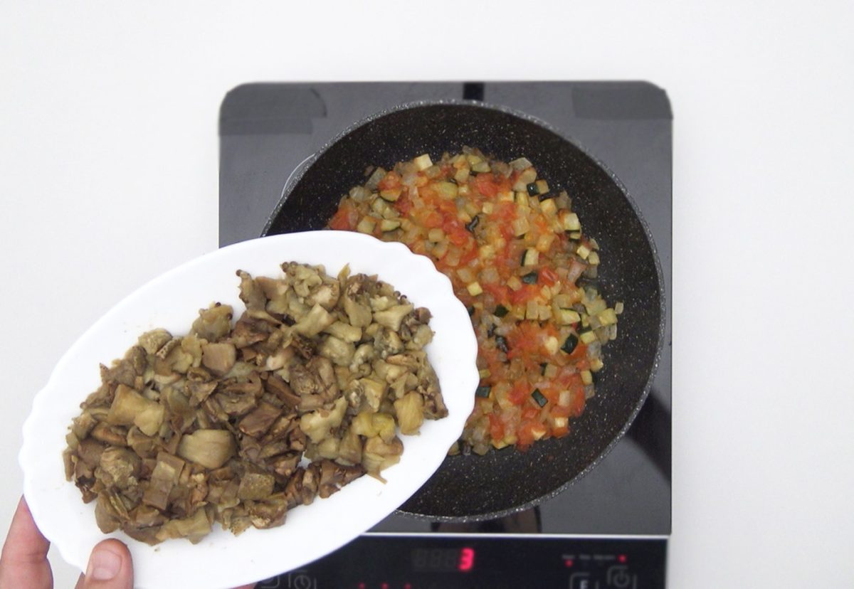 Berenjenas rellenas de verduras paso a paso
