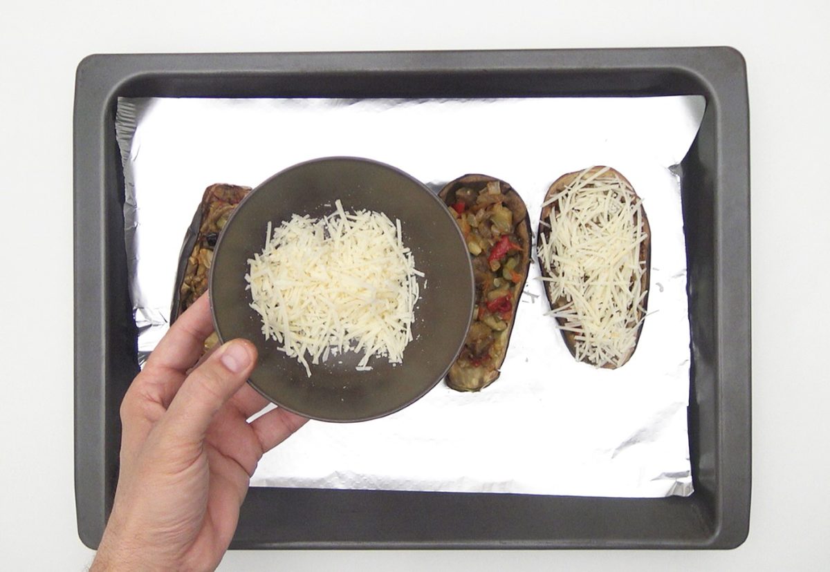 Berenjenas rellenas de verduras paso a paso
