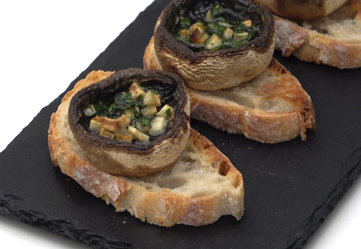 Champiñones al horno con ajo y perejil. Una receta sencilla y deliciosa