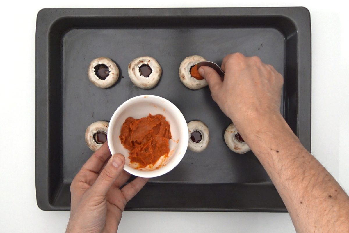Champiñones rellenos de sobrasada y queso Mahón