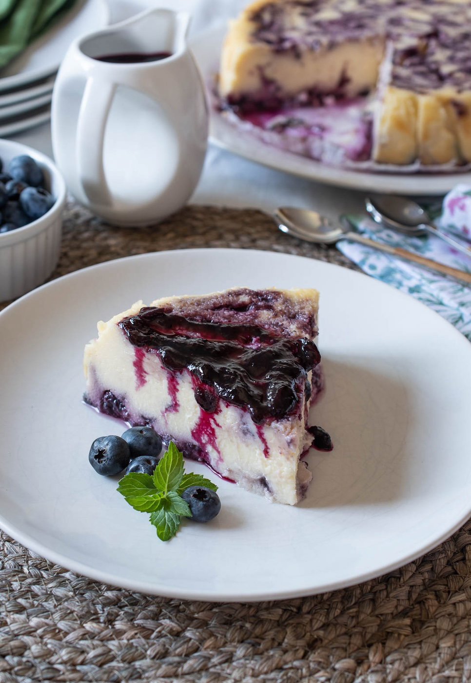 Cheesecake de arándanos. Cremosa y única con un toque frutal